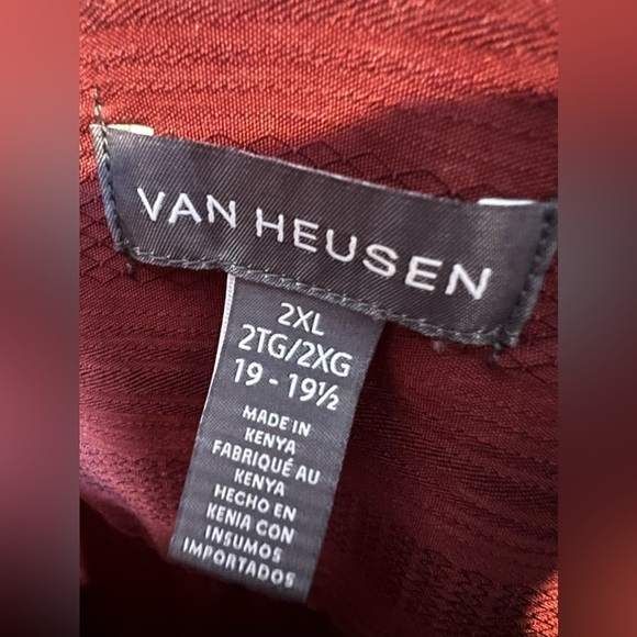 109. Van Heusen Men's Big and Tall Air Short Sleeve Button Down Poly Rayon xxl - Picture 2 of 4